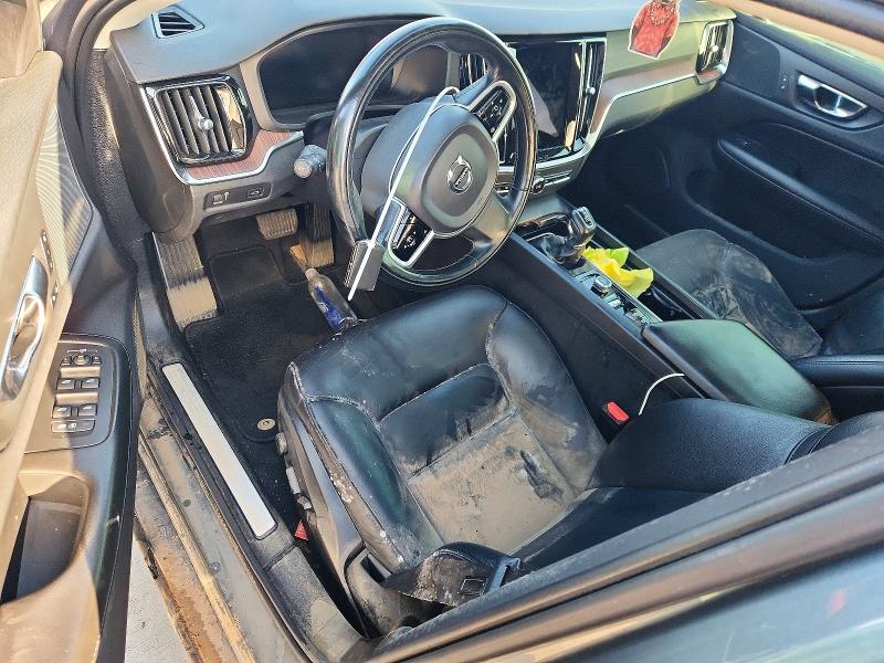 51910516 :رقم المزاد ، 7JR102FK4MG096576 vin ، 2021 Volvo S60 مزاد بيع