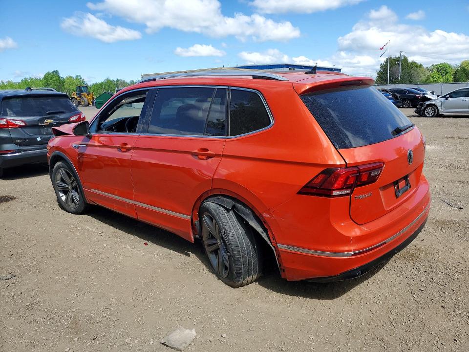 Продажа на аукционе авто 2018 Volkswagen Tiguan, vin: 3VV4B7AX4JM192930, номер лота: 54830276