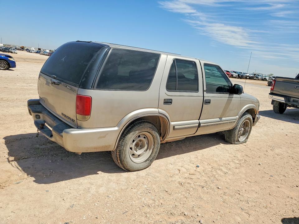 Auction sale of the 2000 Chevrolet Blazer, vin: 1GNCS13W4YK165103, lot number: 52417616