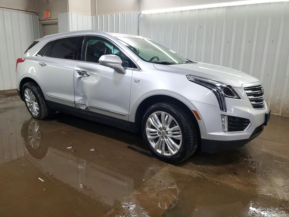 51905256 :رقم المزاد ، 1GYKNFRS9KZ108580 vin ، 2019 Cadillac Xt5 مزاد بيع