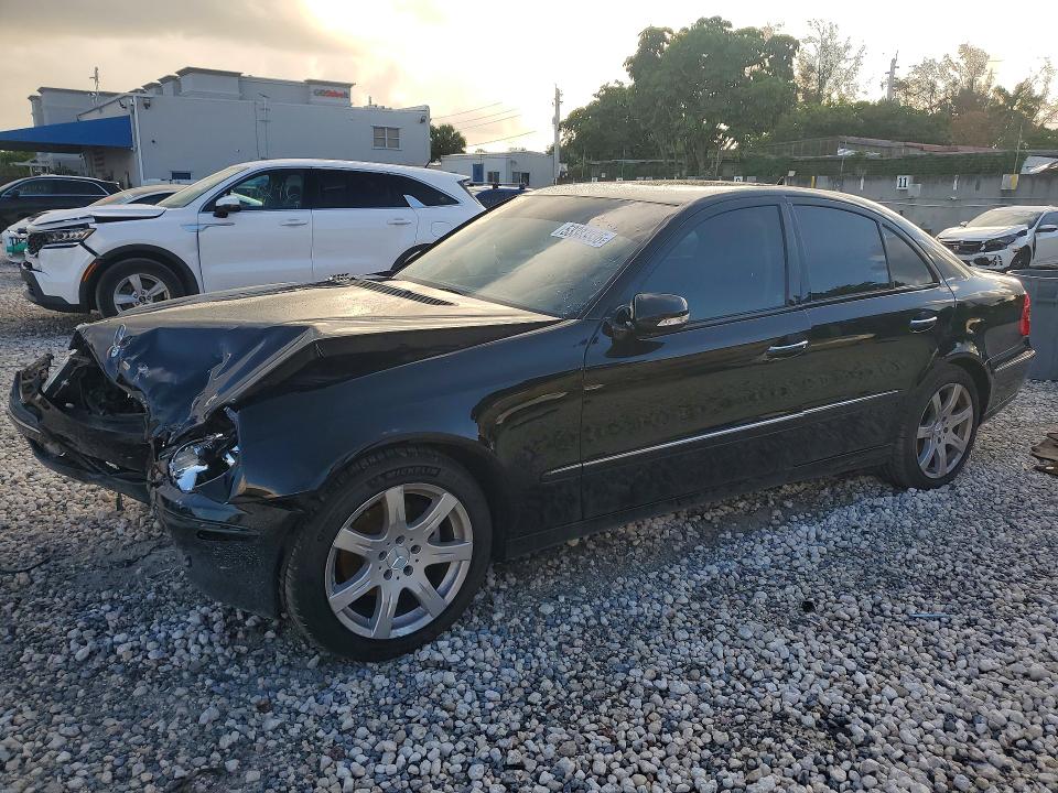 Auction sale of the 2007 Mercedes-benz E, vin: WDBUF56X07A990359, lot number: 53383336