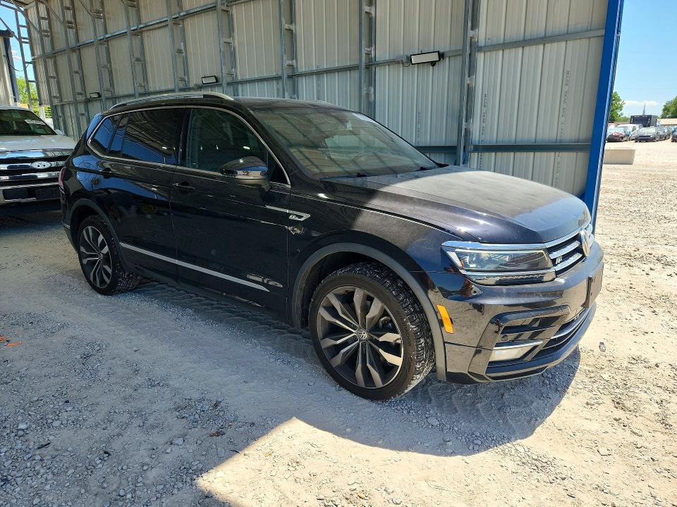 2020 Volkswagen Tiguan მანქანა იყიდება აუქციონზე, vin: 3VV4B7AXXLM072813, აუქციონის ნომერი: 52602346