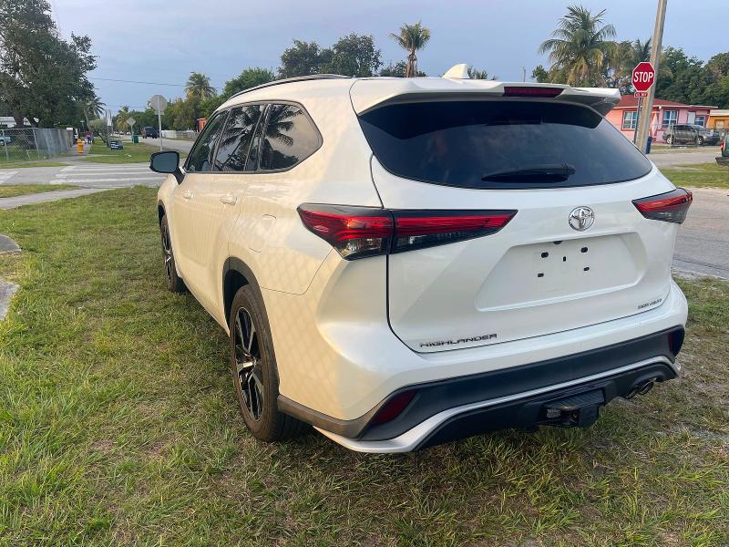 Aukcja sprzedaży 2021 Toyota Highlander, vin: 5TDJZRBH1MS132141, numer aukcji: 54778046