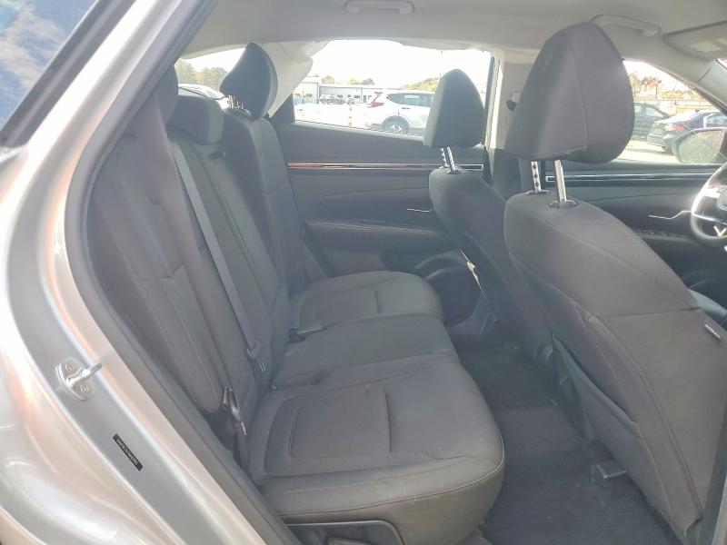 52591356 :رقم المزاد ، 5NMJACAE1NH017815 vin ، 2022 Hyundai Tucson مزاد بيع