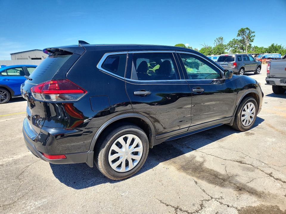 2018 Nissan Rogue მანქანა იყიდება აუქციონზე, vin: 5N1AT2MT6JC747996, აუქციონის ნომერი: 51970696