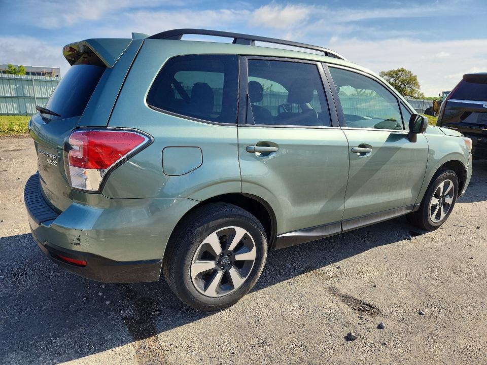 53172896 :رقم المزاد ، JF2SJAGC1HH587156 vin ، 2017 Subaru Forester مزاد بيع