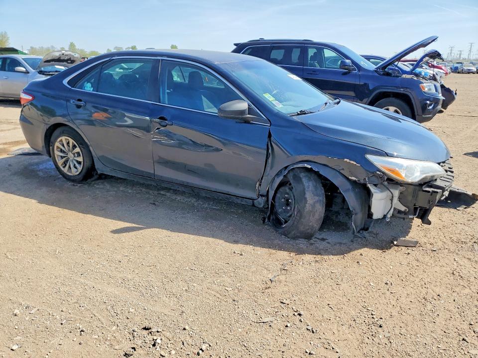 53428296 :رقم المزاد ، 4T4BF1FK5GR557626 vin ، 2016 Toyota Camry مزاد بيع