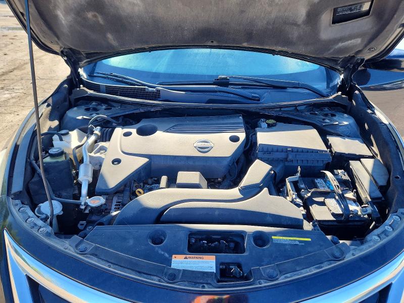 2015 Nissan Altima მანქანა იყიდება აუქციონზე, vin: 1N4AL3AP6FC261493, აუქციონის ნომერი: 54691706