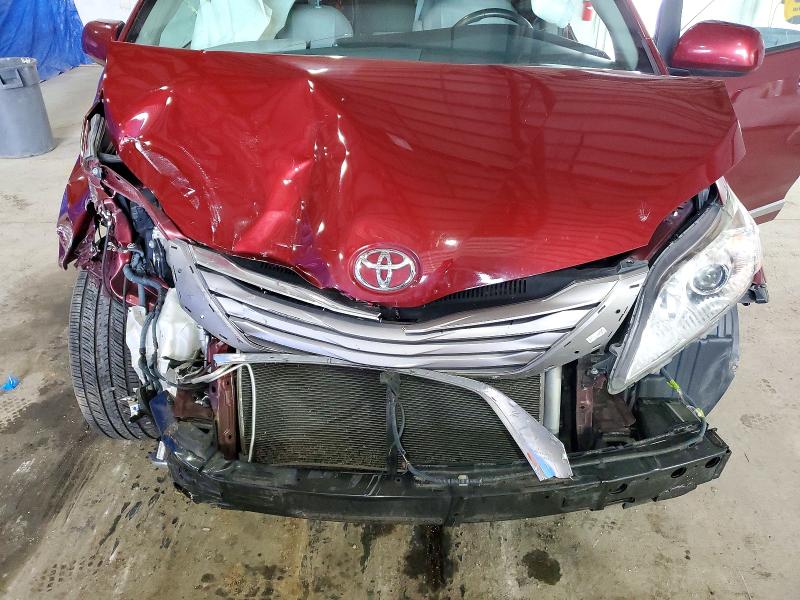2017 Toyota Sienna მანქანა იყიდება აუქციონზე, vin: 5TDYZ3DC4HS821142, აუქციონის ნომერი: 52710176