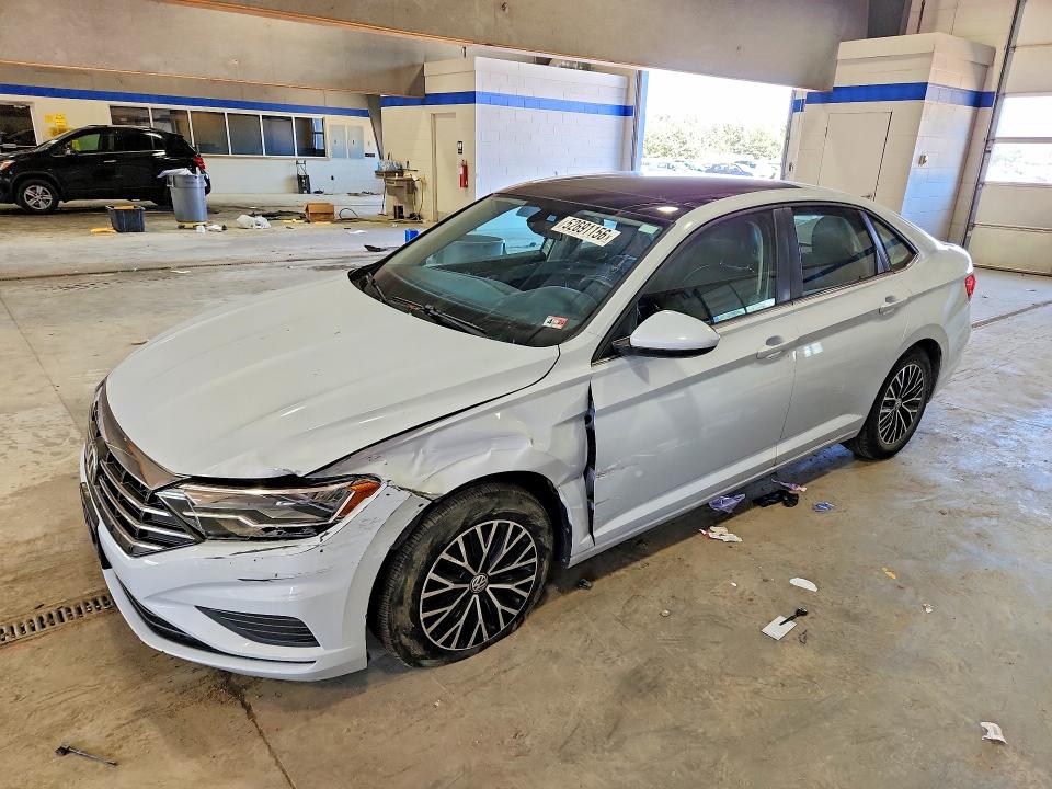 52691156 :رقم المزاد ، 3VWCB7BU0KM141728 vin ، 2019 Volkswagen Jetta مزاد بيع