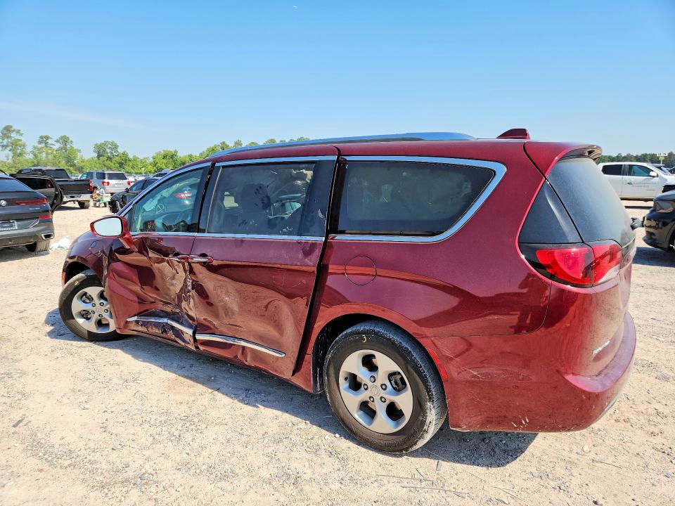 Продажа на аукционе авто 2017 Chrysler Pacifica, vin: 2C4RC1N76HR753799, номер лота: 52968046