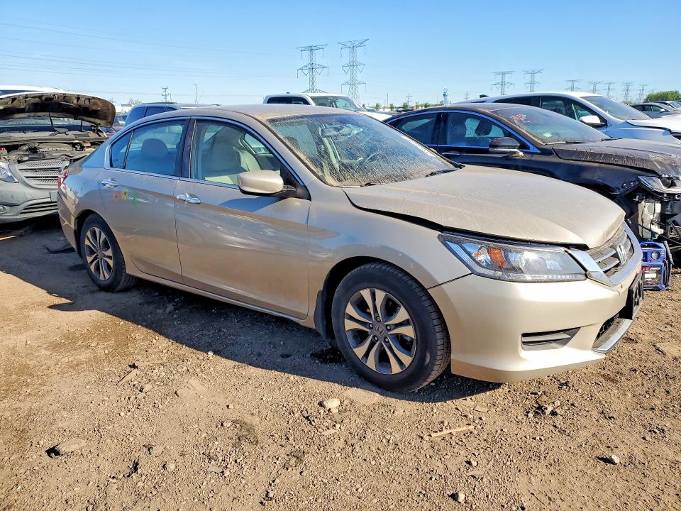 53570226 :رقم المزاد ، 1HGCR2F37FA205027 vin ، 2015 Honda Accord مزاد بيع