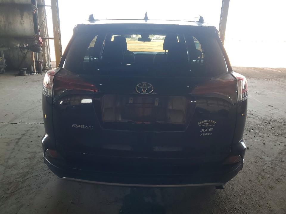 Продажа на аукционе авто 2017 Toyota Rav4, vin: 2T3RFREV7HW615425, номер лота: 54675096
