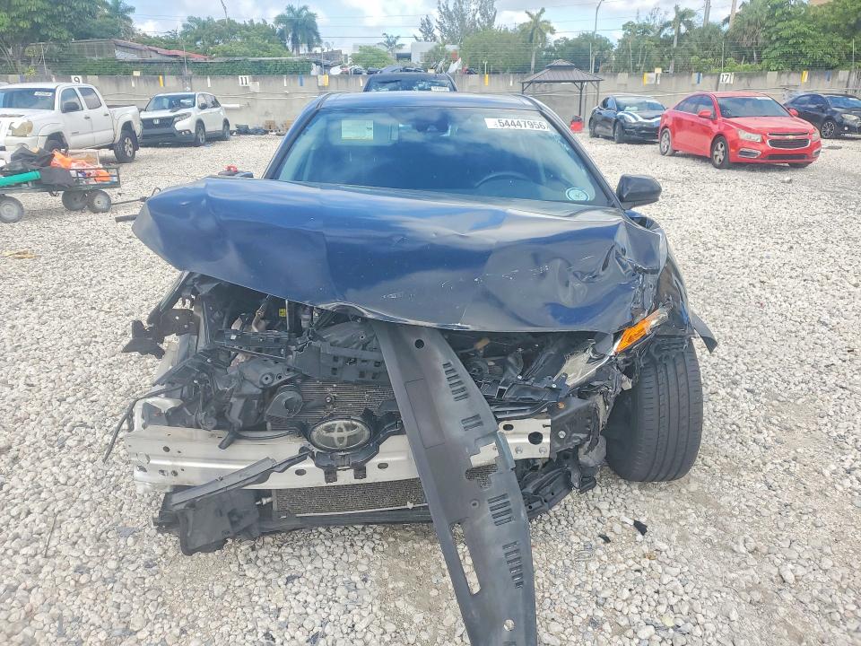 2019 Toyota Camry მანქანა იყიდება აუქციონზე, vin: 4T1B11HK9KU224652, აუქციონის ნომერი: 54447956