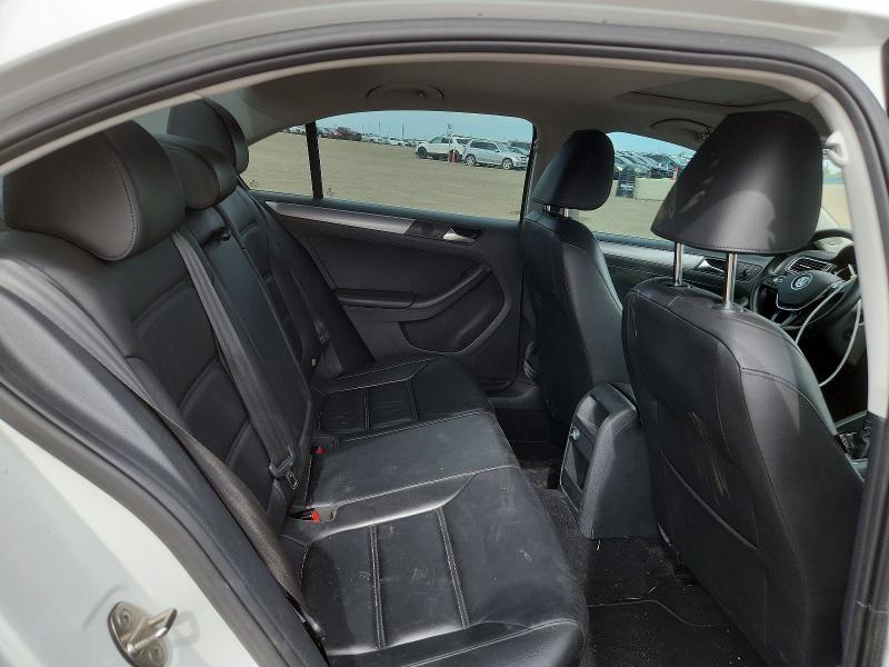 53192306 :رقم المزاد ، 3VWL07AJ4GM289806 vin ، 2016 Volkswagen Jetta مزاد بيع