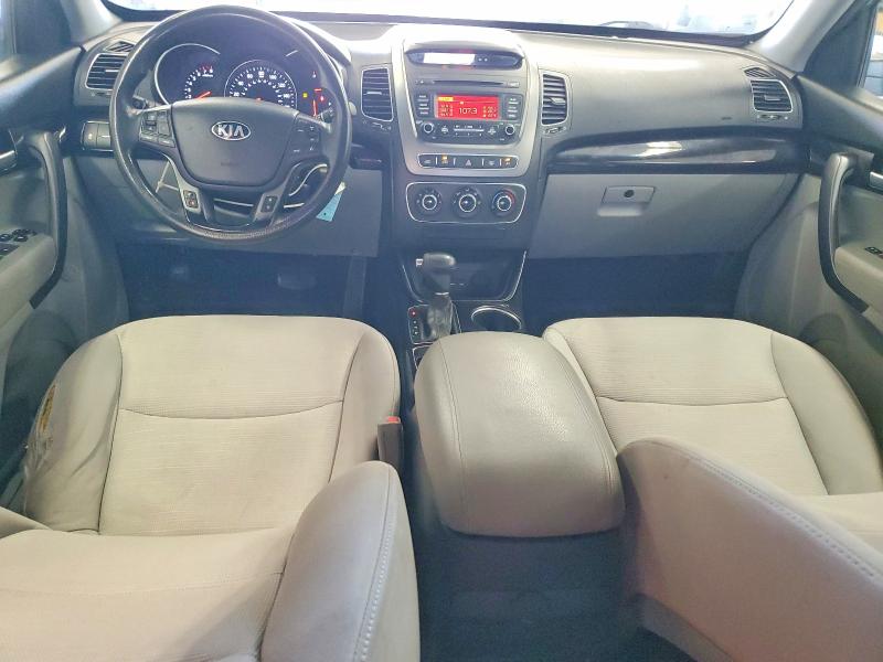 Продажа на аукционе авто 2014 Kia Sorento, vin: 5XYKTCA67EG425639, номер лота: 53233646