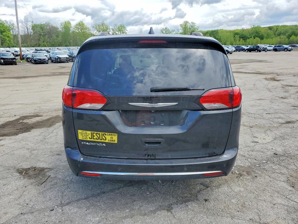 Продаж на аукціоні авто 2018 Chrysler Pacifica, vin: 2C4RC1FG7JR128557, номер лоту: 53701756