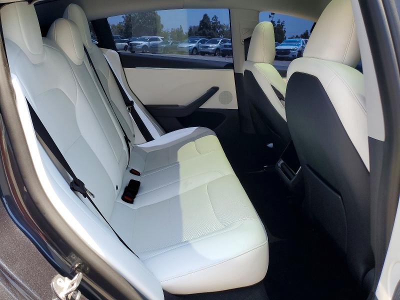 52711336 :رقم المزاد ، 5YJ3E1EAXRF821370 vin ، 2024 Tesla Model 3 مزاد بيع