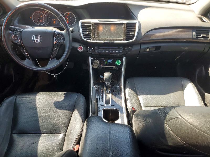 52036586 :رقم المزاد ، 1HGCR3F91HA005032 vin ، 2017 Honda Accord مزاد بيع