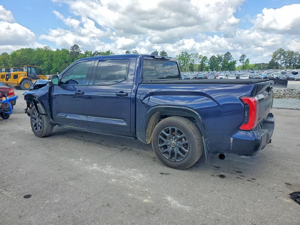 Продажа на аукционе авто 2022 Toyota Tundra, vin: 5TFNA5DB4NX002280, номер лота: 53513656