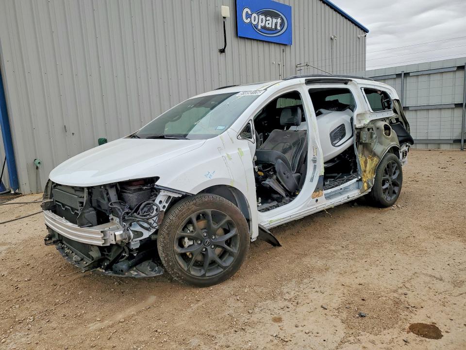 Продажа на аукционе авто 2025 Chrysler Pacifica, vin: 2C4RC1GG8SR538798, номер лота: 51850176
