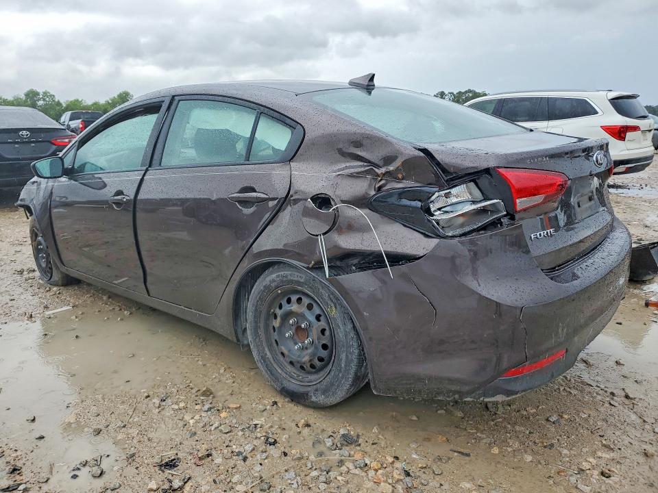 2018 Kia Forte მანქანა იყიდება აუქციონზე, vin: 3KPFL4A75JE217377, აუქციონის ნომერი: 55051806