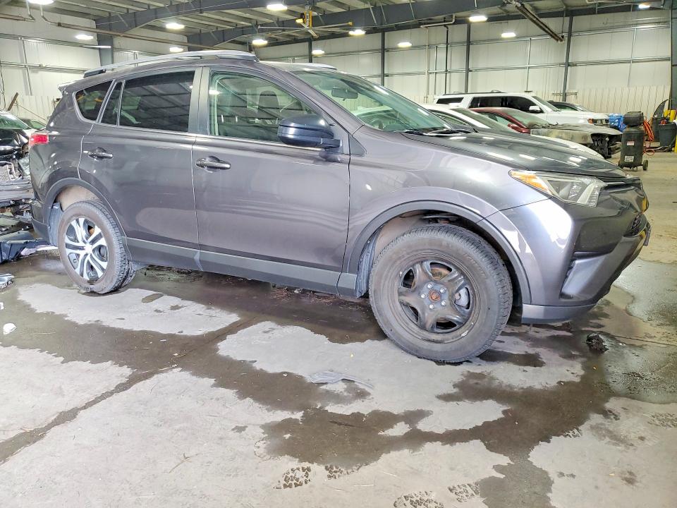 Продаж на аукціоні авто 2018 Toyota Rav4, vin: JTMBFREV1JJ749045, номер лоту: 52822366