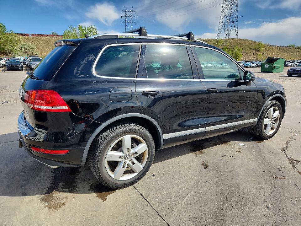 52970486 :رقم المزاد ، WVGEK9BP3CD005992 vin ، 2012 Volkswagen Touareg مزاد بيع