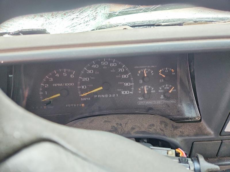 Продажа на аукционе авто 2000 Chevrolet Gmt-400, vin: 1GCGC24J7YR142468, номер лота: 52654466