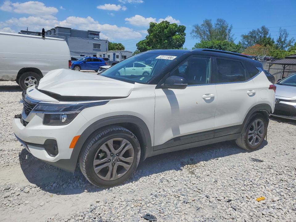 Продаж на аукціоні авто 2021 Kia Seltos, vin: KNDEU2AA2M7120456, номер лоту: 53111986