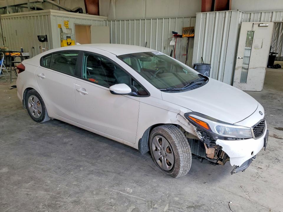 54441396 :رقم المزاد ، 3KPFL4A70HE058603 vin ، 2017 Kia Forte مزاد بيع