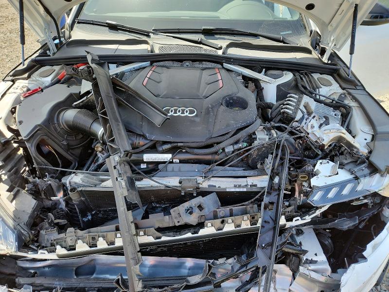 53669686 :رقم المزاد ، WAUB4AF49RA047075 vin ، 2024 Audi S4 مزاد بيع