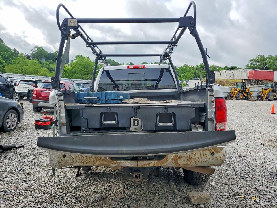 54971746 :رقم المزاد ، 3C6UR5DJ8FG537332 vin ، 2015 Ram 2500 مزاد بيع