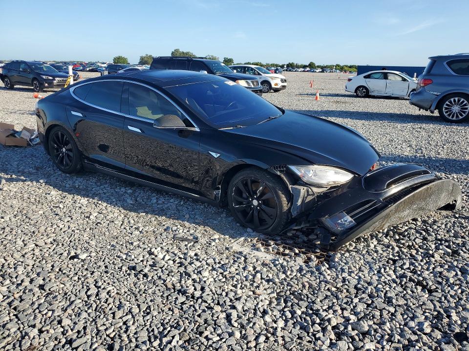 54707906 :رقم المزاد ، 5YJSA1H17EFP64297 vin ، 2014 Tesla Model S مزاد بيع