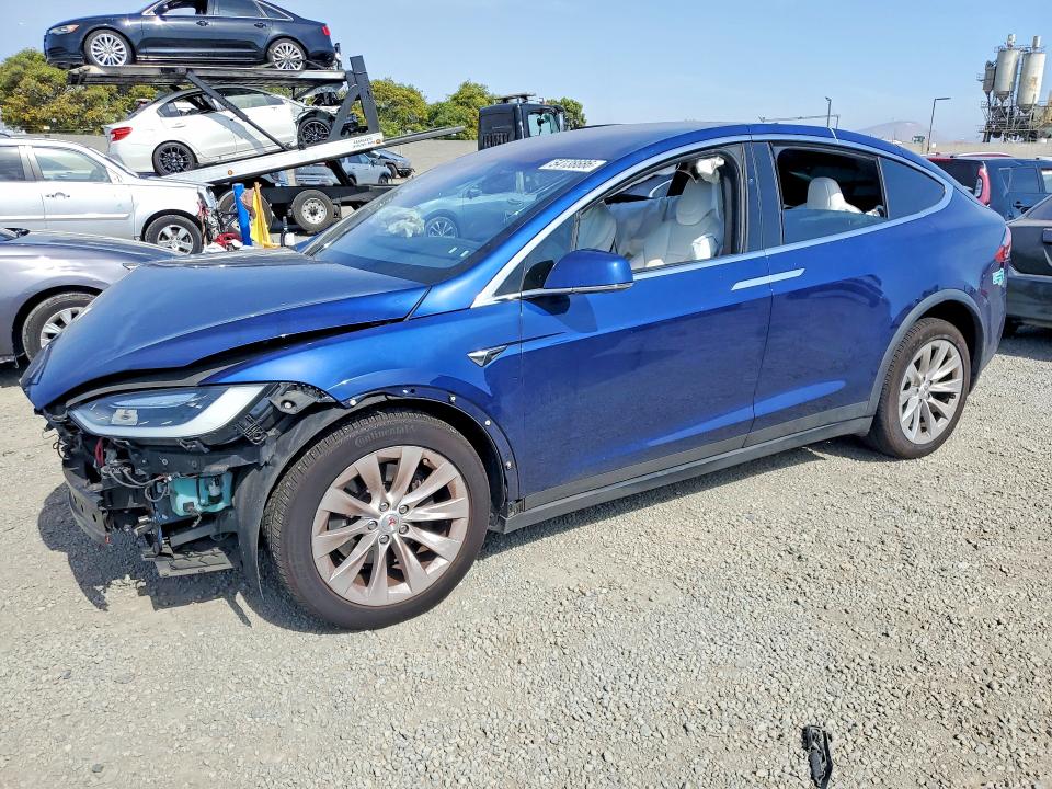 Auction sale of the 2017 Tesla Model X, vin: 5YJXCDE23HF054624, lot number: 54138686