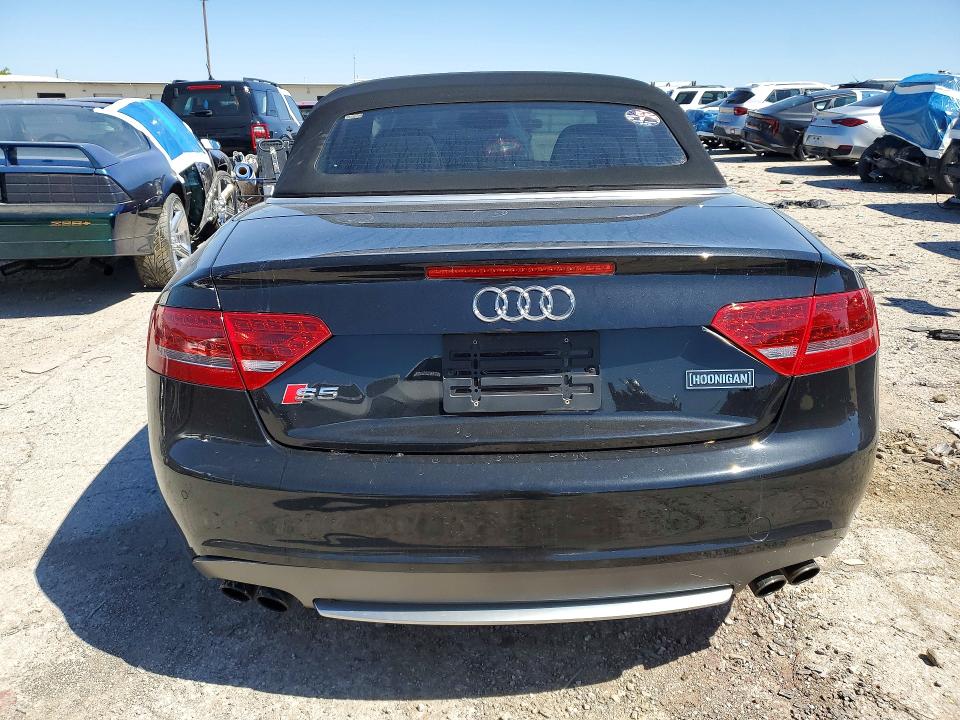 52683536 :رقم المزاد ، WAUVGAFH2BN011847 vin ، 2011 Audi S5 مزاد بيع