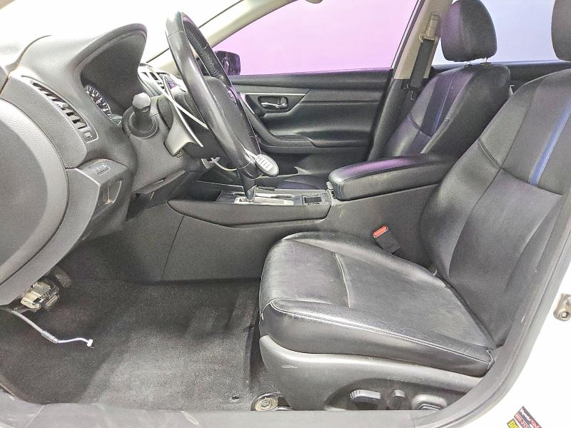 Продажа на аукционе авто 2018 Nissan Altima, vin: 1N4AL3AP4JC220711, номер лота: 52927496