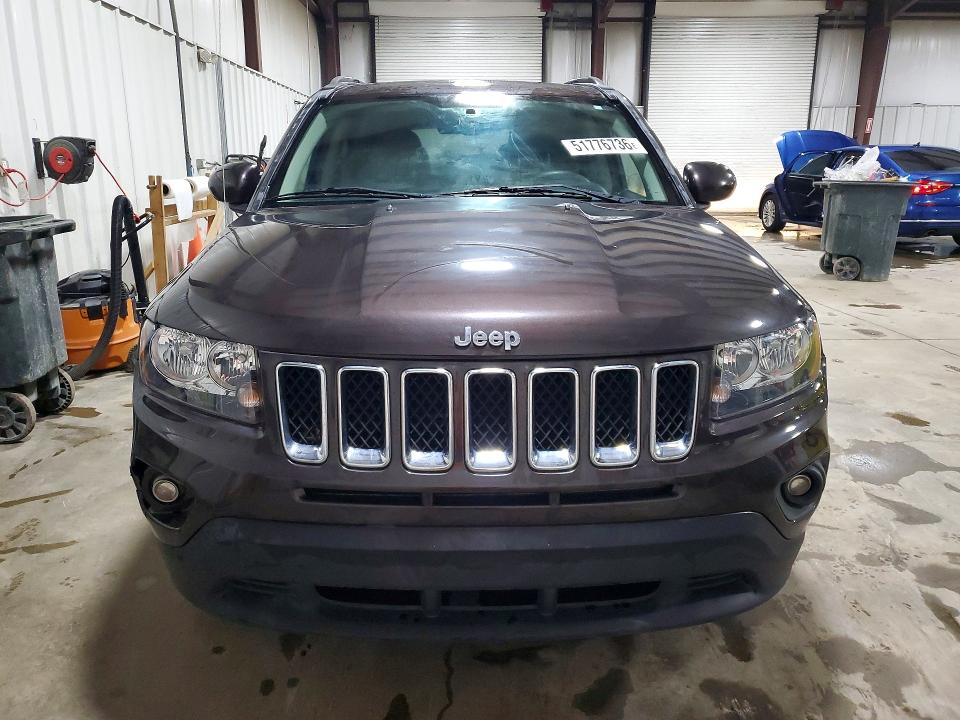 51776736 :رقم المزاد ، 1C4NJDEB6ED665117 vin ، 2014 Jeep Compass مزاد بيع