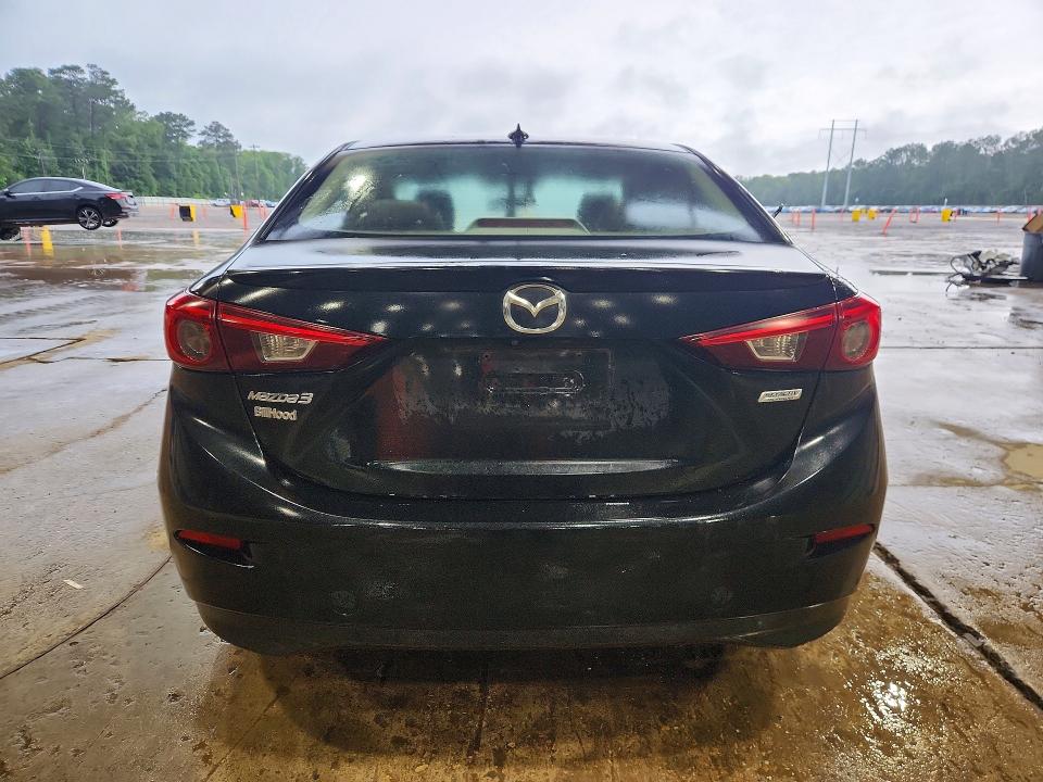 52222226 :رقم المزاد ، JM1BM1W32F1231764 vin ، 2015 Mazda 3 مزاد بيع