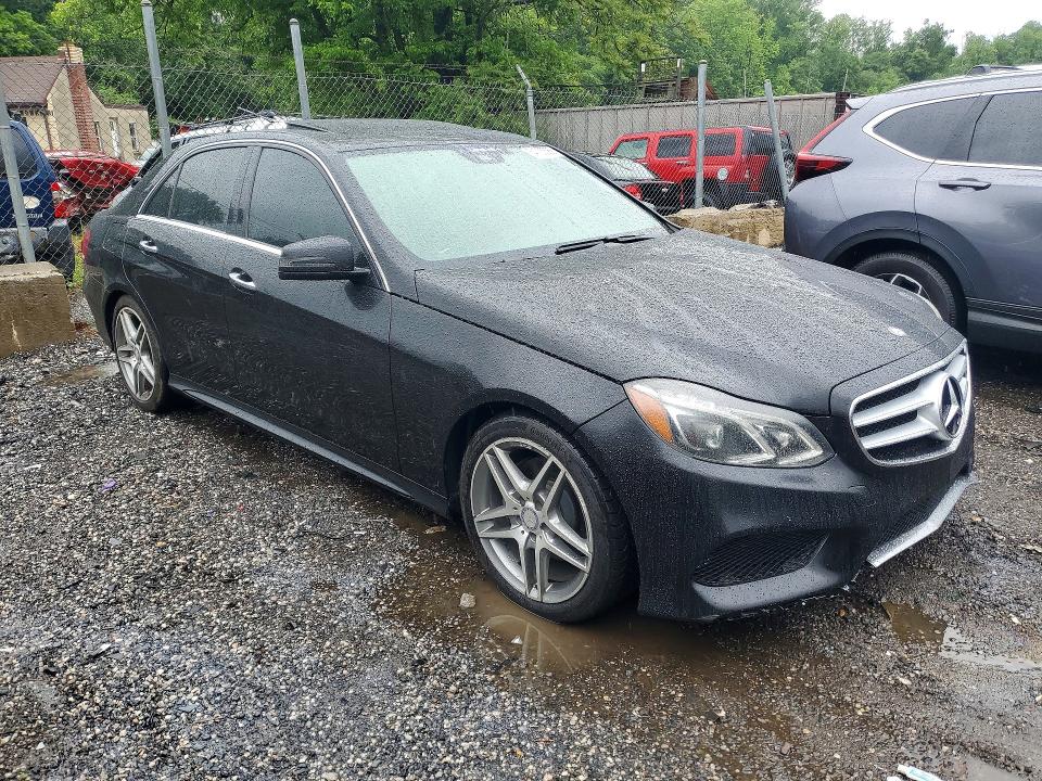Продажа на аукционе авто 2016 Mercedes-benz E, vin: WDDHF8JB1GB220963, номер лота: 54733386