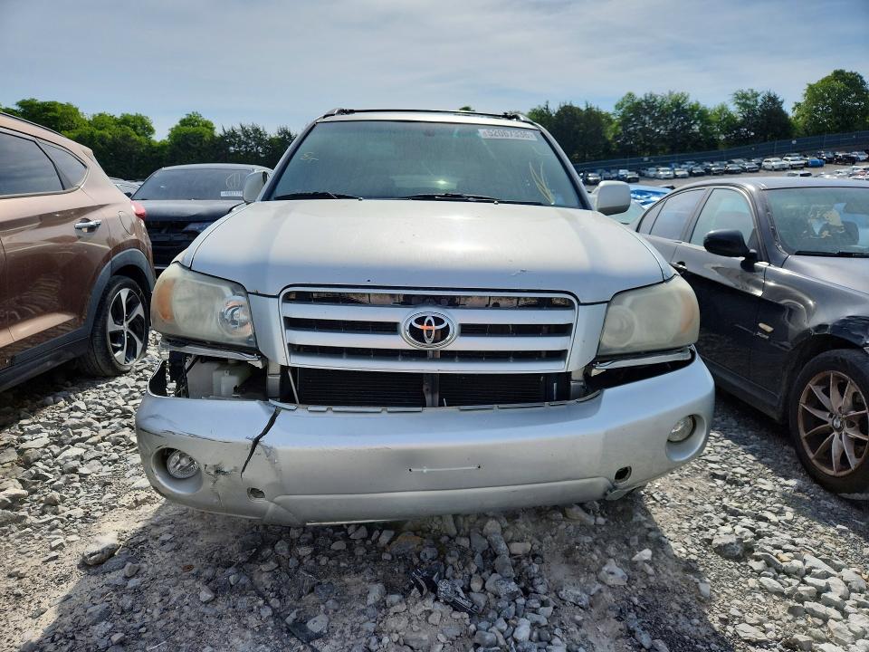 52067336 :رقم المزاد ، JTEEP21A850101908 vin ، 2005 Toyota Highlander مزاد بيع