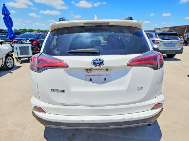 52925496 :رقم المزاد ، 2T3ZFREV2HW320815 vin ، 2017 Toyota Rav4 مزاد بيع