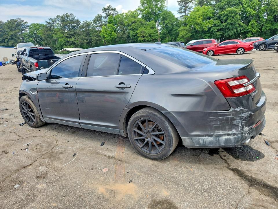 53351786 :رقم المزاد ، 1FAHP2E88FG131868 vin ، 2015 Ford Taurus مزاد بيع