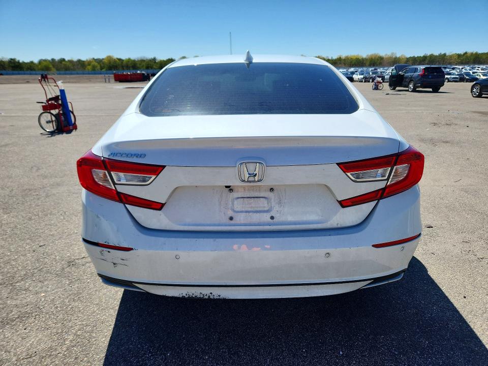 Продажа на аукционе авто 2022 Honda Accord, vin: 1HGCV1F54NA011674, номер лота: 52326126