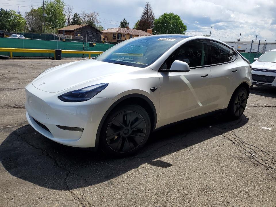 54807516 :رقم المزاد ، 7SAYGAEE1RF133456 vin ، 2024 Tesla Model Y مزاد بيع