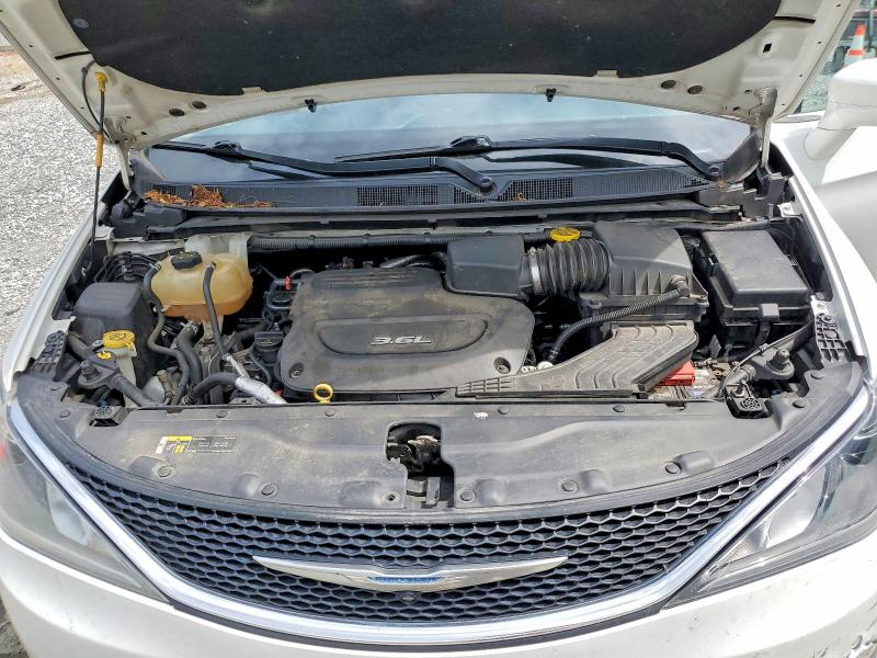 2018 Chrysler Pacifica მანქანა იყიდება აუქციონზე, vin: 2C4RC1EG5JR132379, აუქციონის ნომერი: 52161846
