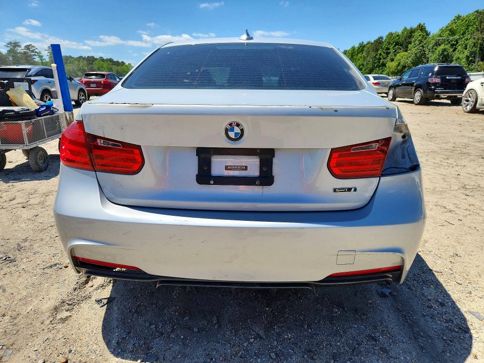 53376006 :رقم المزاد ، WBA3A5C51DF356004 vin ، 2013 Bmw 328 مزاد بيع