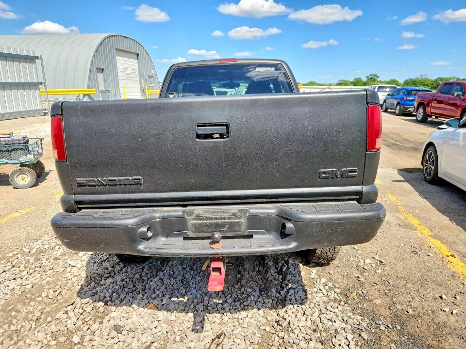 52321556 :رقم المزاد ، 1GTCT19W2Y8284228 vin ، 2000 Gmc Sonoma مزاد بيع