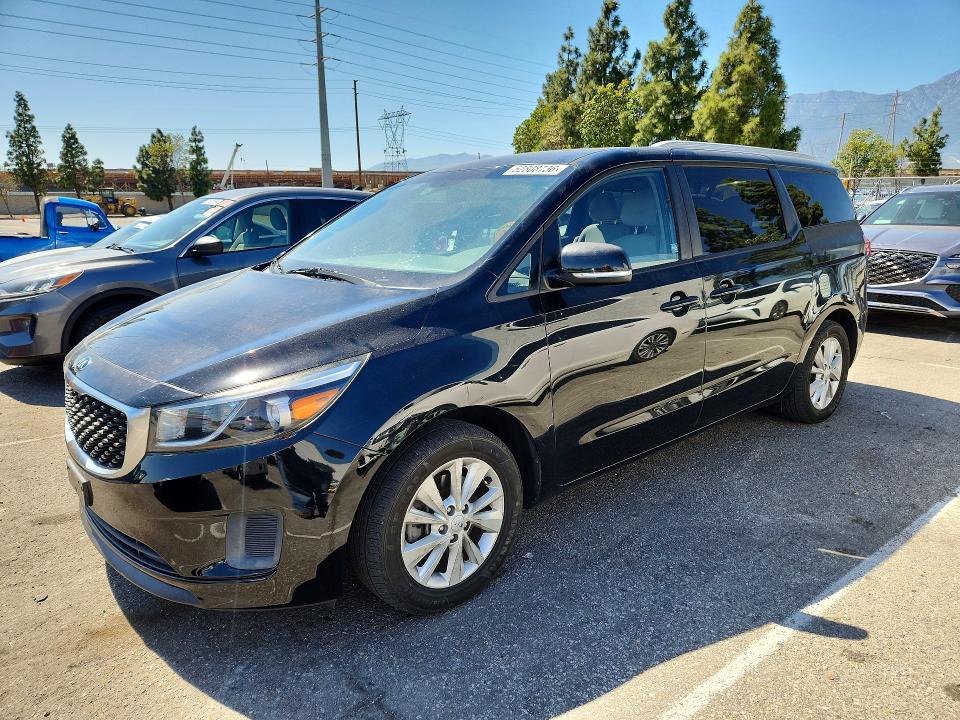52808736 :رقم المزاد ، KNDMB5C15G6176093 vin ، 2016 Kia Sedona مزاد بيع