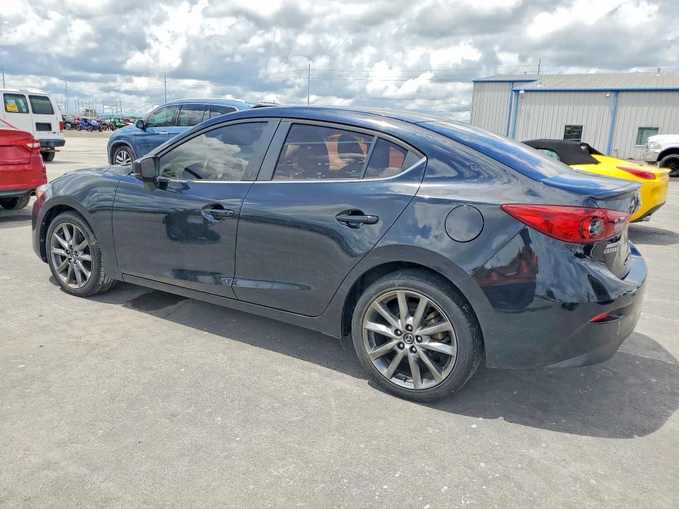 55235516 :رقم المزاد ، 3MZBN1V3XJM257987 vin ، 2018 Mazda 3 مزاد بيع